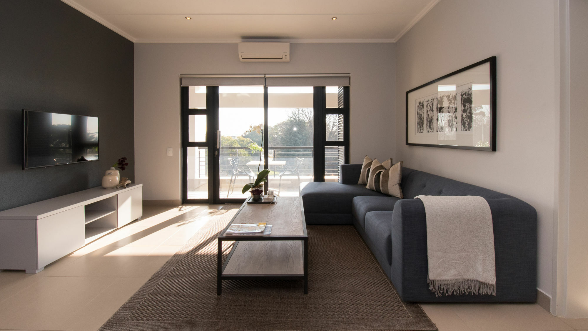 Odyssey Luxury Apartments - Back Up Generator جوهانسبورغ المظهر الخارجي الصورة